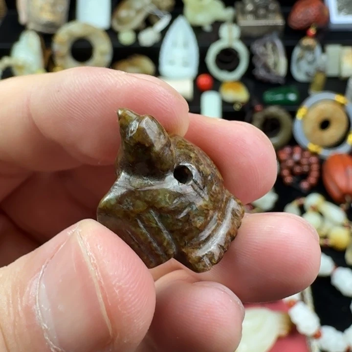 和田玉（糖玉）未镶嵌挂件