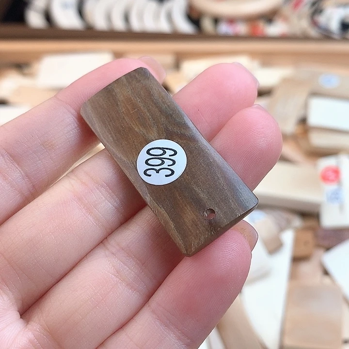 泥塑不打孔联系客服