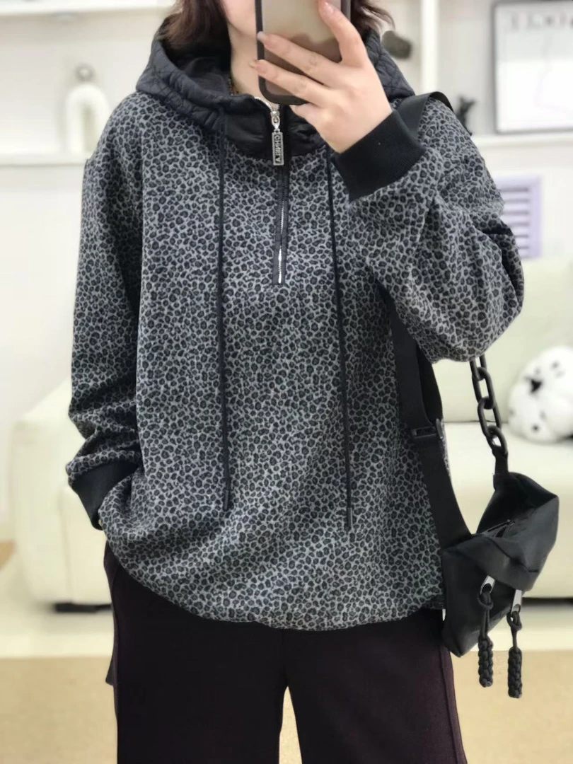 {莹莹推荐}1565秋季大码女装百搭休闲豹纹连帽卫衣