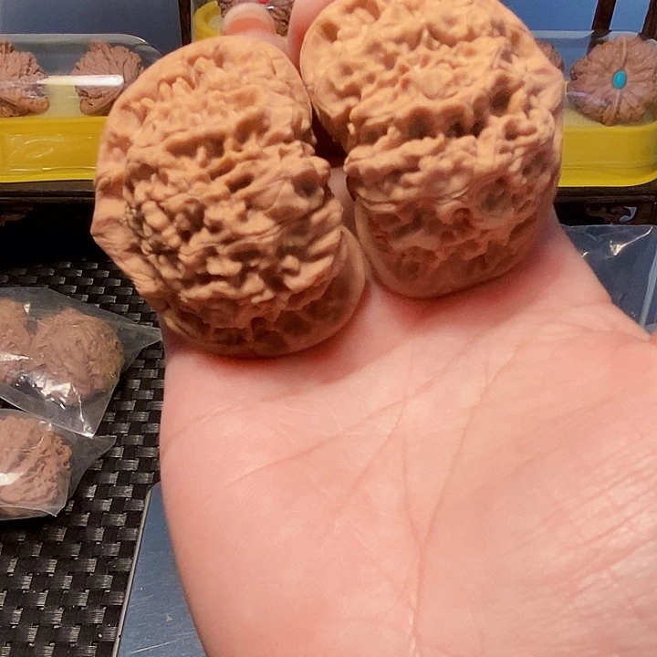 吊坠文玩核桃官帽，边50