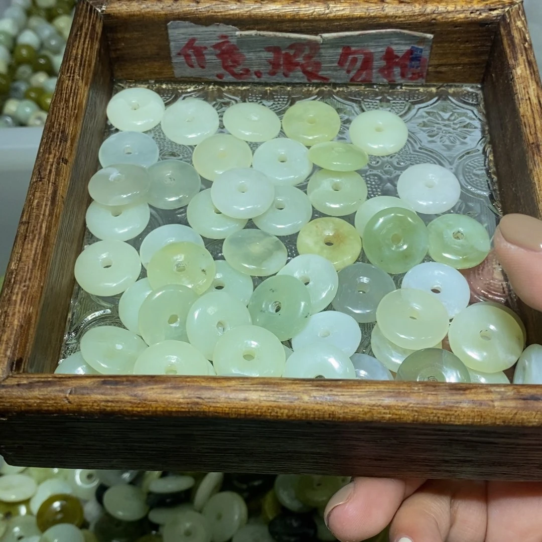 合金蛇纹石玉颈饰116