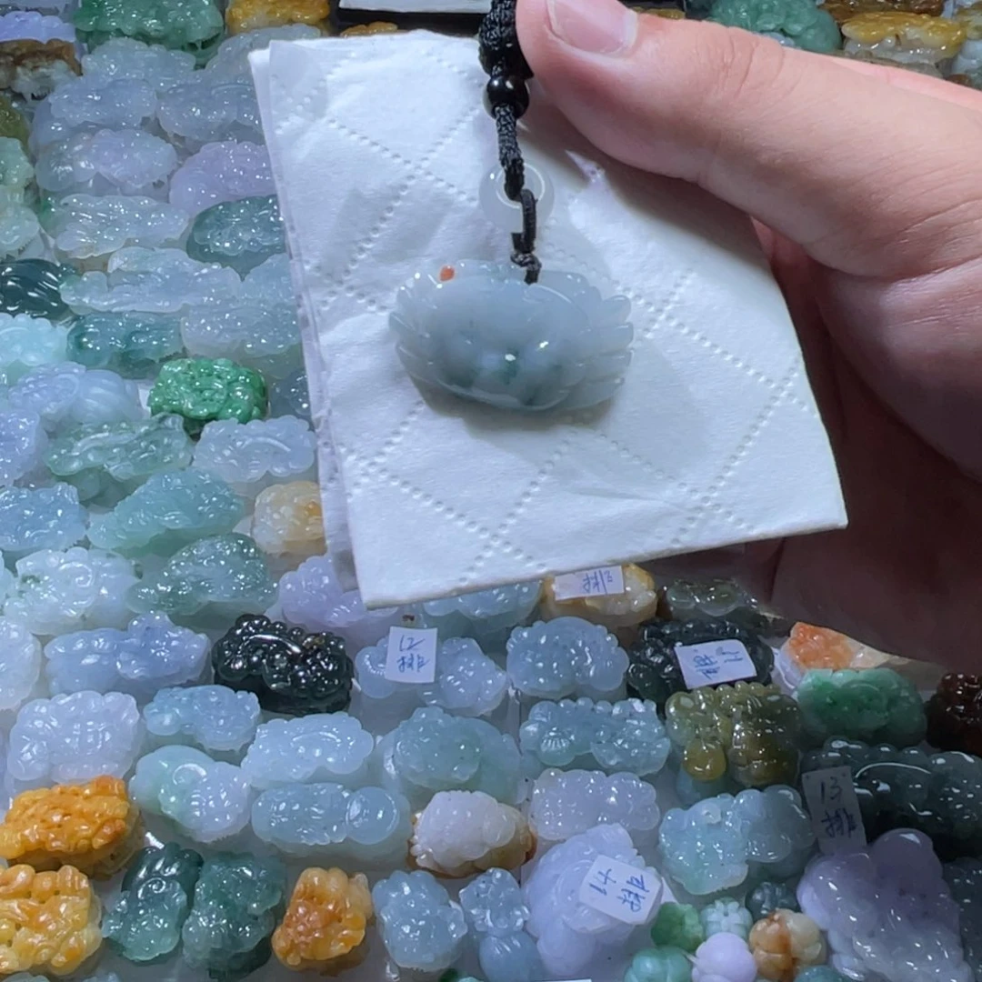 翡翠未镶嵌颈饰天然