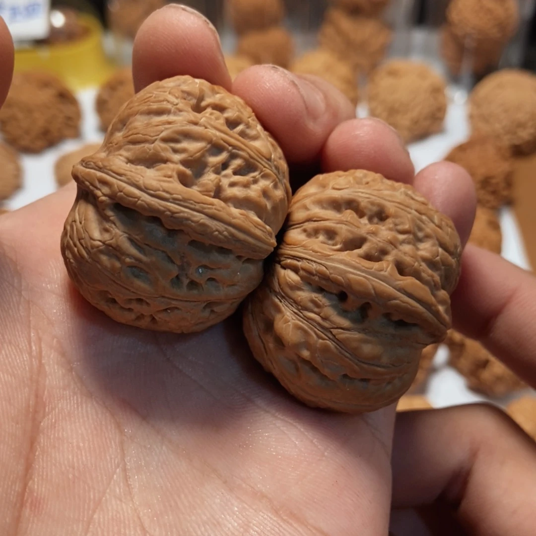 文玩核桃吊坠张****༅元宝