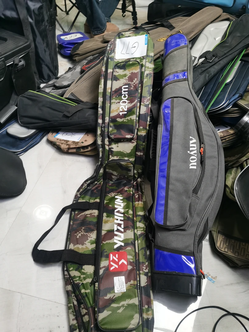 G77 120公分渔具包