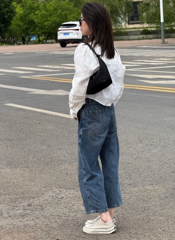 亚麻短款白色翻领衬衫