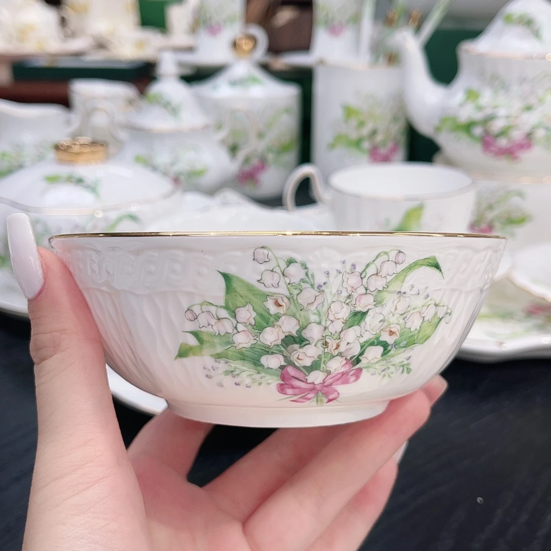 冉***冉骨瓷四个饭碗———————-