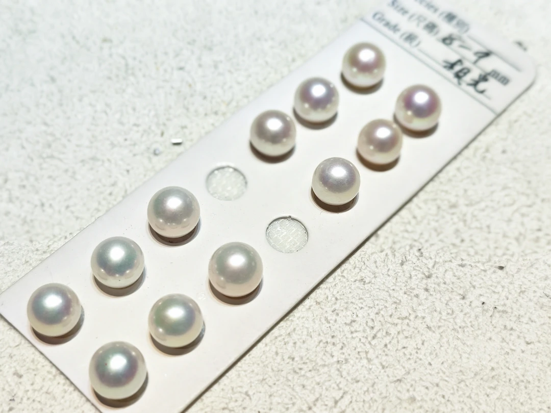 8-9mm淡水ak珍珠耳钉（正圆无暇极光品质），多样性发货