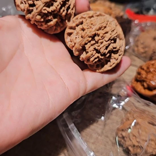 文玩核桃吊坠44和尚头