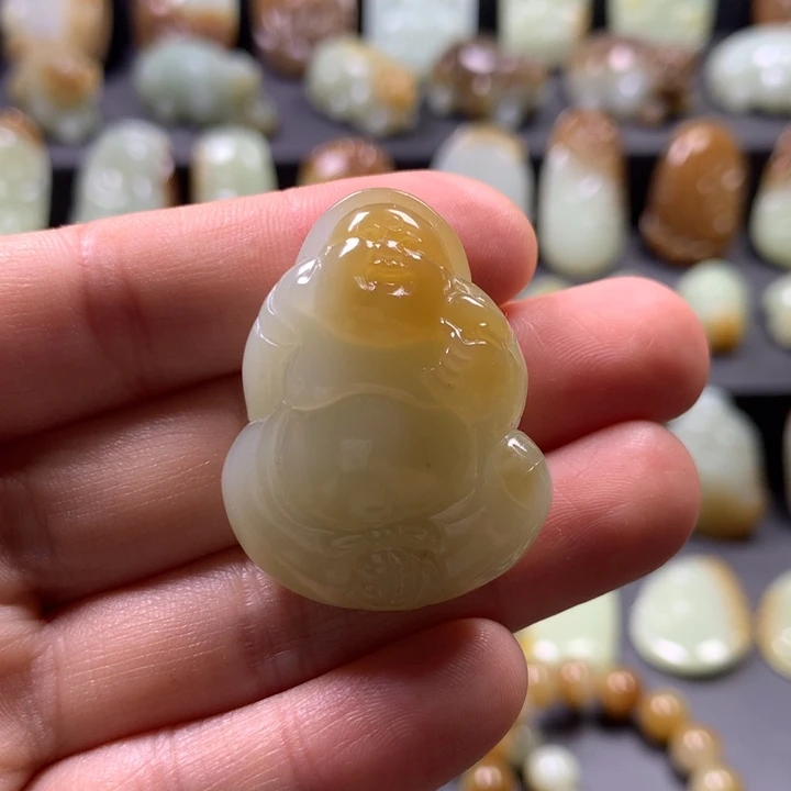 和田玉（糖玉）未镶嵌颈饰