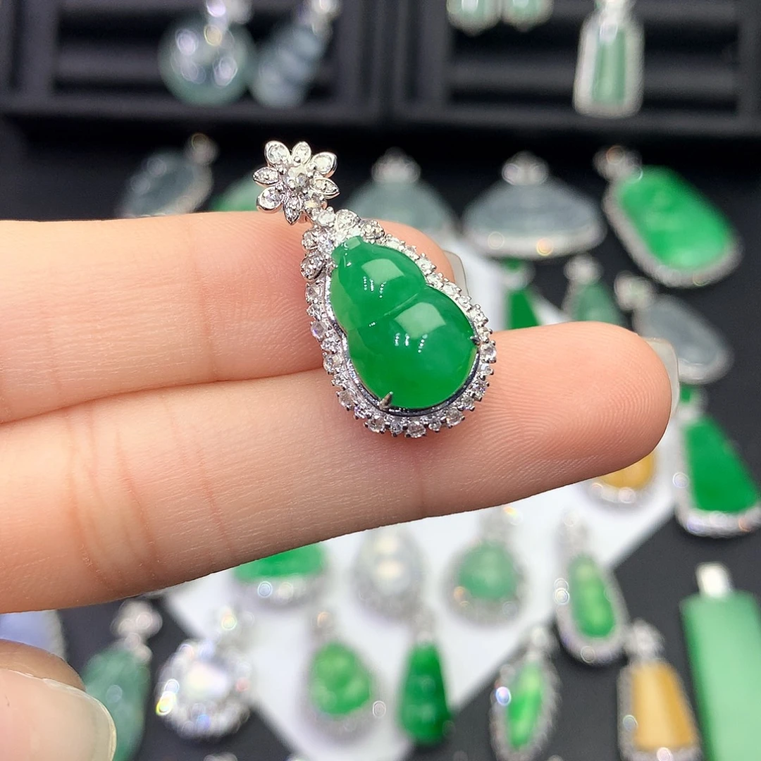 翡翠18K金镶嵌吊坠(不含链)