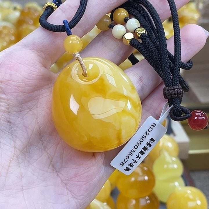 琥珀未镶嵌珠宝奇石琥珀蜜蜡J55