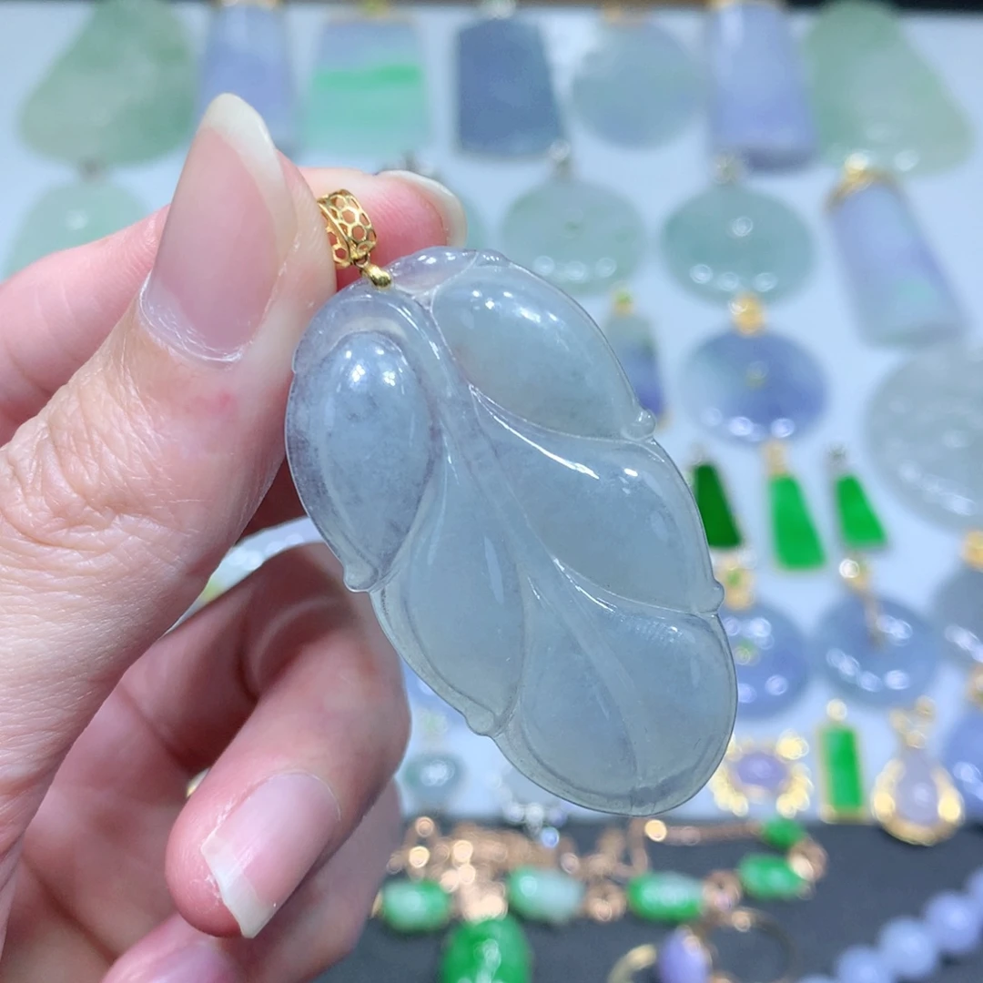 翡翠吊坠(不含链)18K金镶嵌