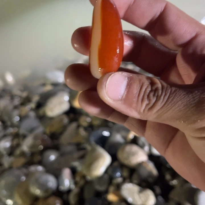 未镶嵌和田玉（糖玉）珠宝奇石