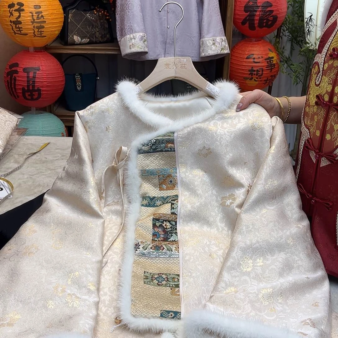 刺绣棉服成衣胸围104