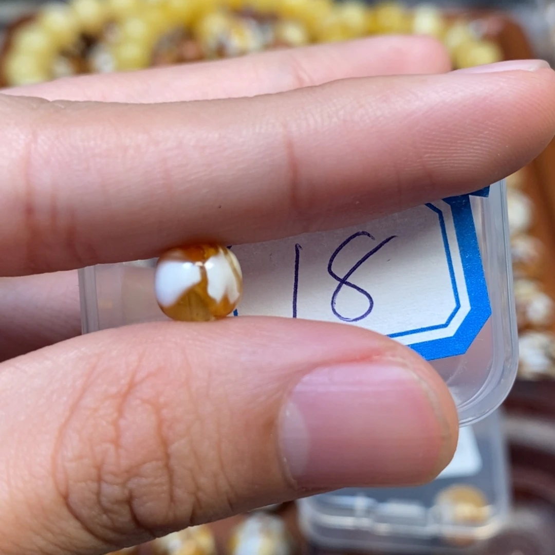 猴头核桃把件沁色圆珠老型18