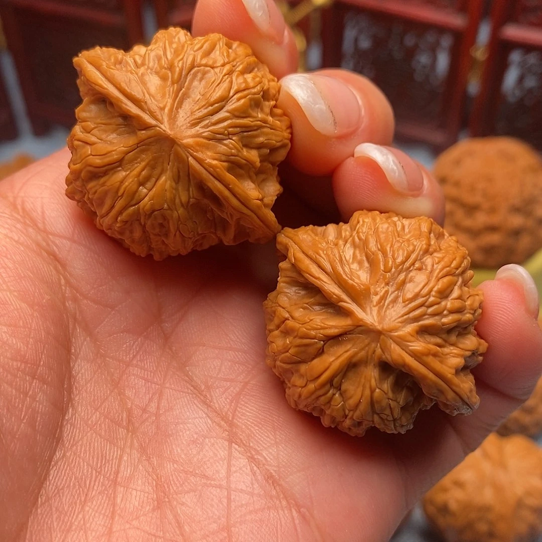 把件文玩核桃红皮山地石子磨37全品