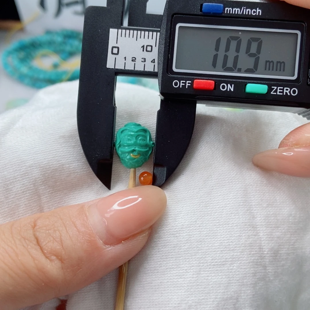 未镶嵌南红玛瑙珠宝奇石