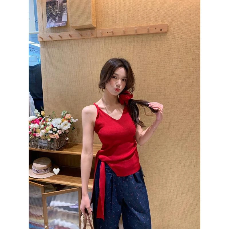 网红洋气炸街女装夏季套装高级感小众韩系穿搭休闲时尚纯欲两件套