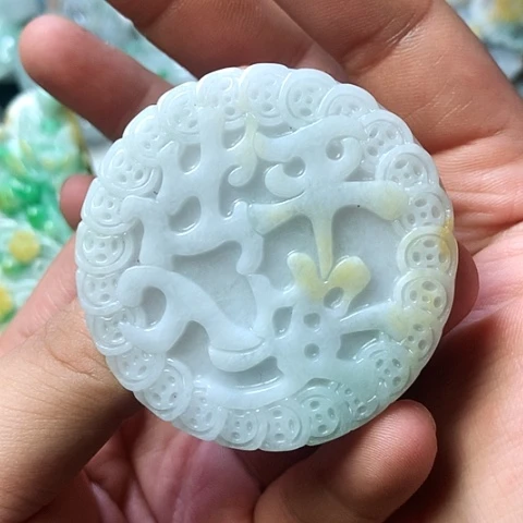 翡翠未镶嵌颈饰天然缅甸翡翠a货