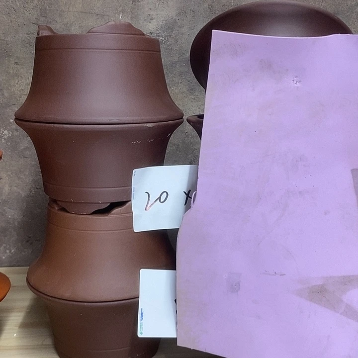 花盆紫砂我在外面