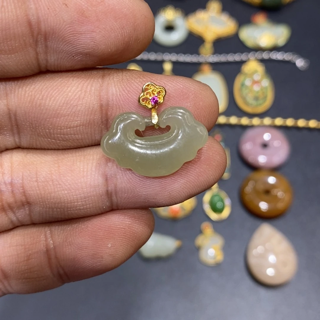 和田玉颈饰银S925镀金镶嵌