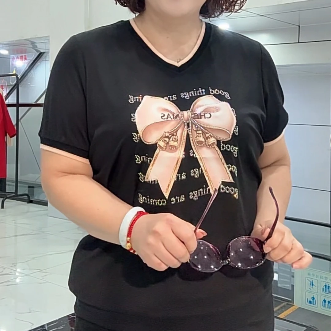 【新款短袖上衣57707】2025夏季大码妈妈装V领黑色时尚洋气百搭休闲