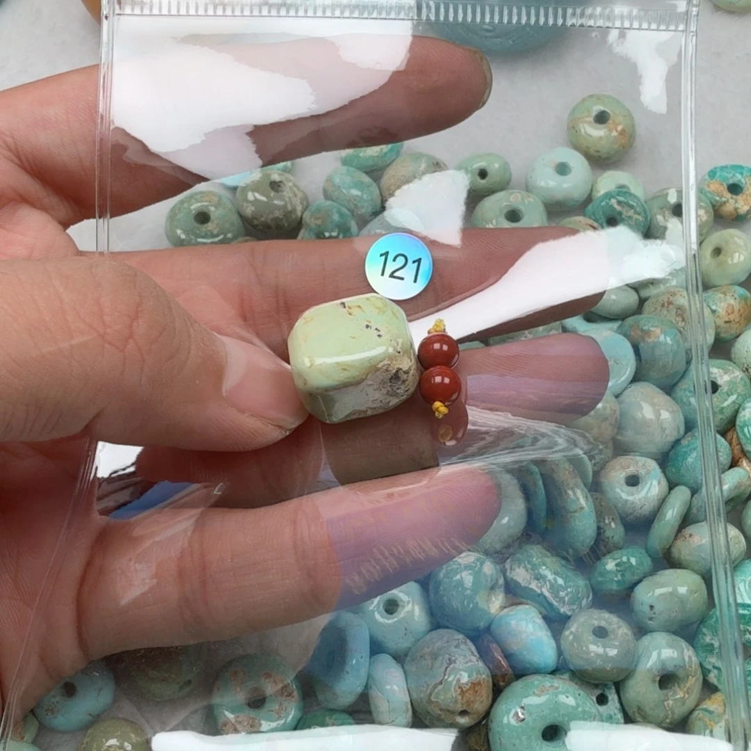 南红玛瑙未镶嵌珠宝奇石