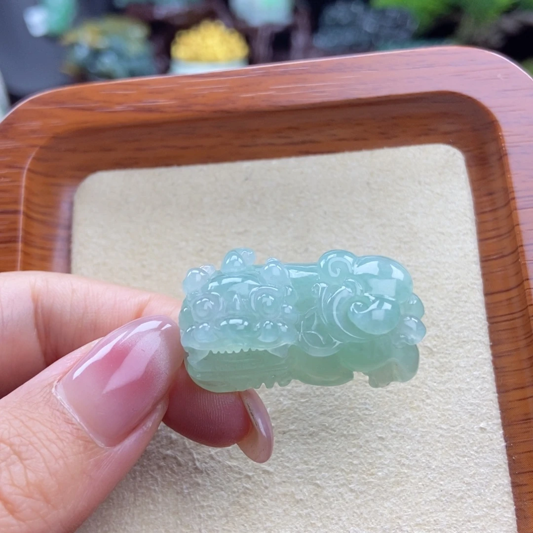颈饰未镶嵌翡翠A26 冰果绿霸王貔貅