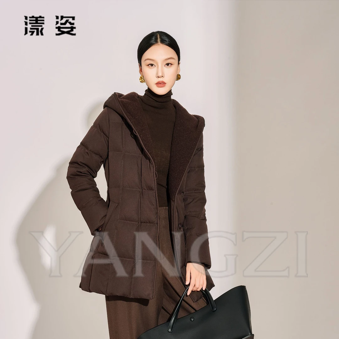 漾姿冬季气质拼接款绵羊毛90白鹅绒显瘦款鹅绒服 XGD2411-241222