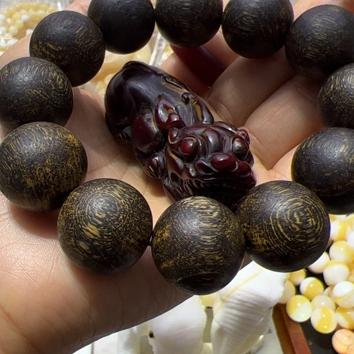 核桃手串/手链射红貔貅