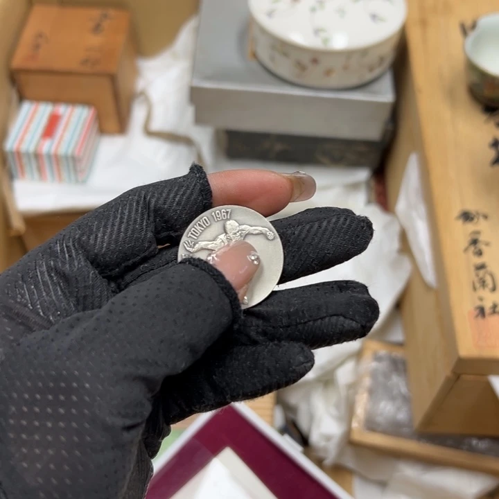 随**左谢谢你的关心和支持我