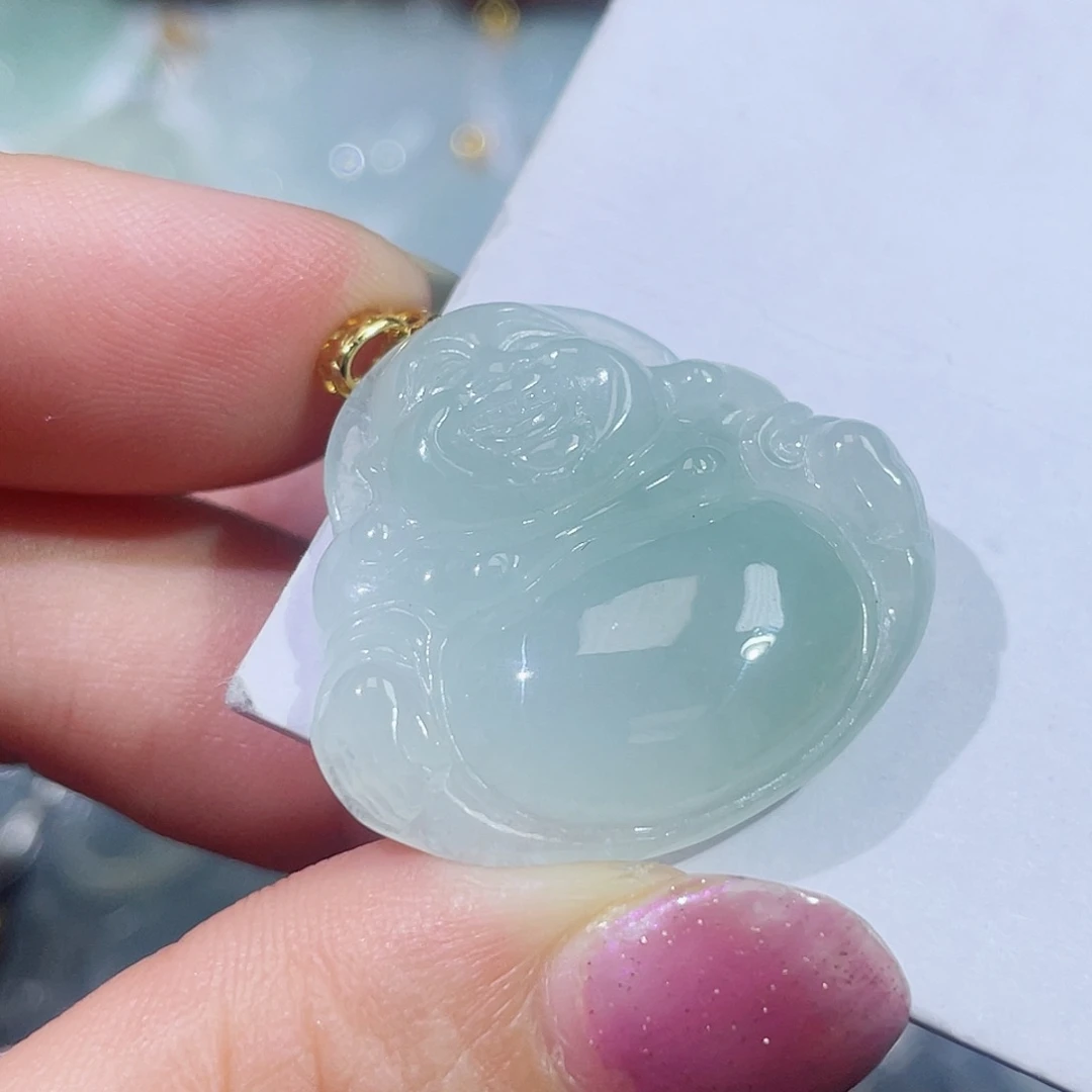 翡翠未镶嵌颈饰佛公