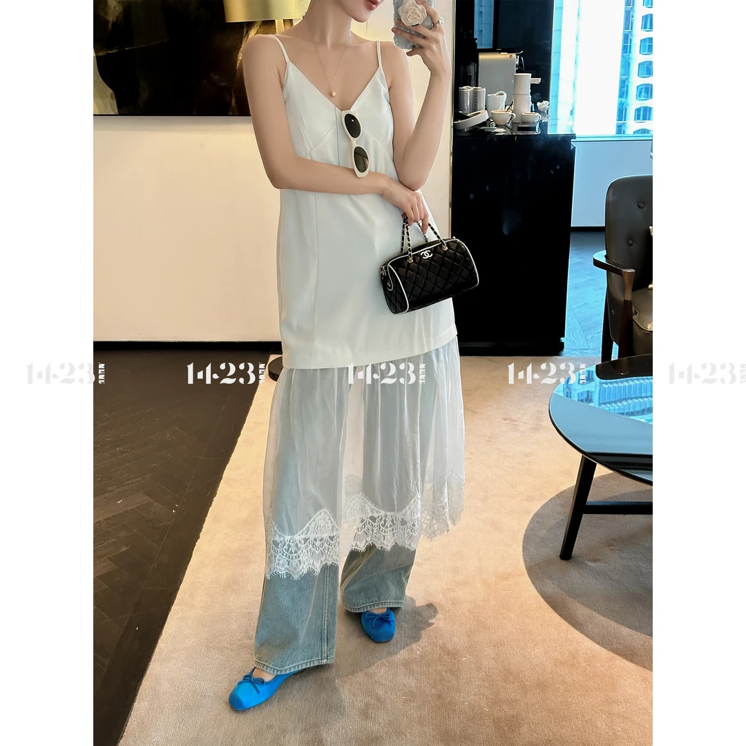 1423【浪漫绮想】法式V领气质蕾丝网纱拼接设计感小众女装连衣裙