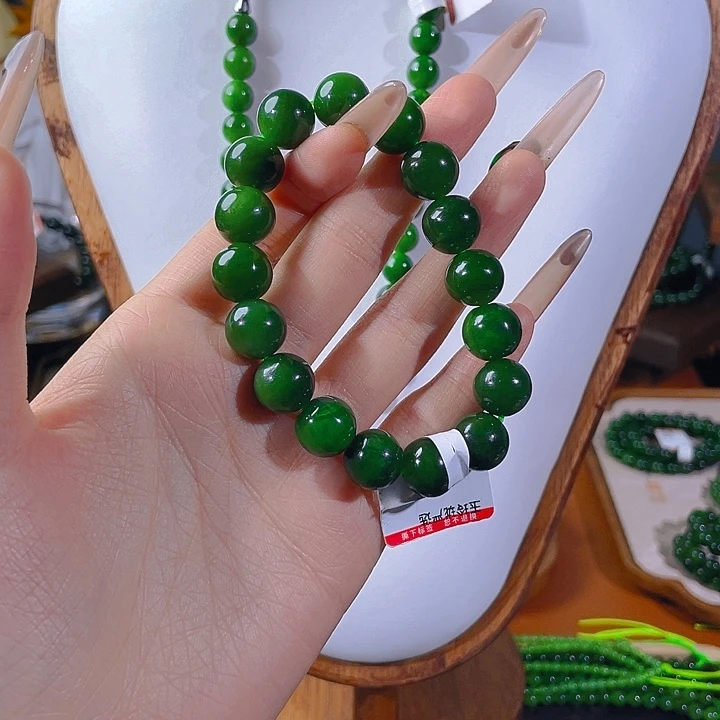 和田玉（碧玉）未镶嵌颈饰12