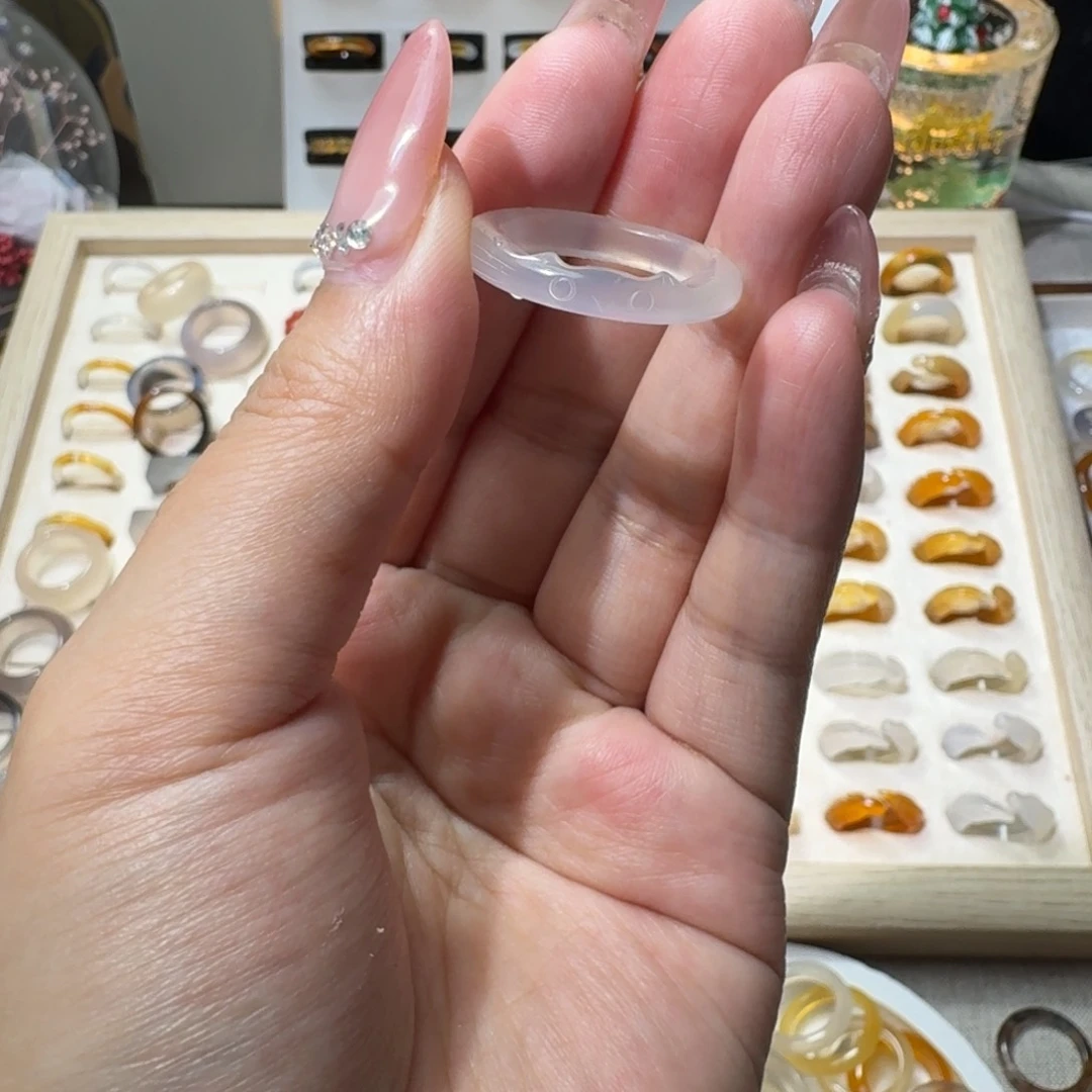 未镶嵌戒指玛瑙/玉髓643港18