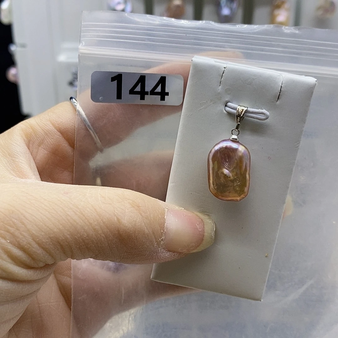 颈饰合金淡水珍珠