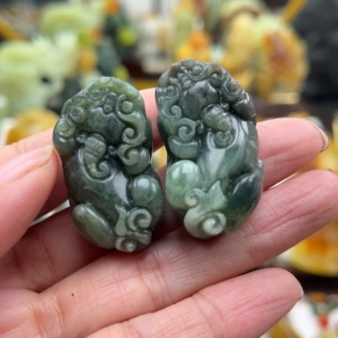 岫玉未镶嵌挂件挂件