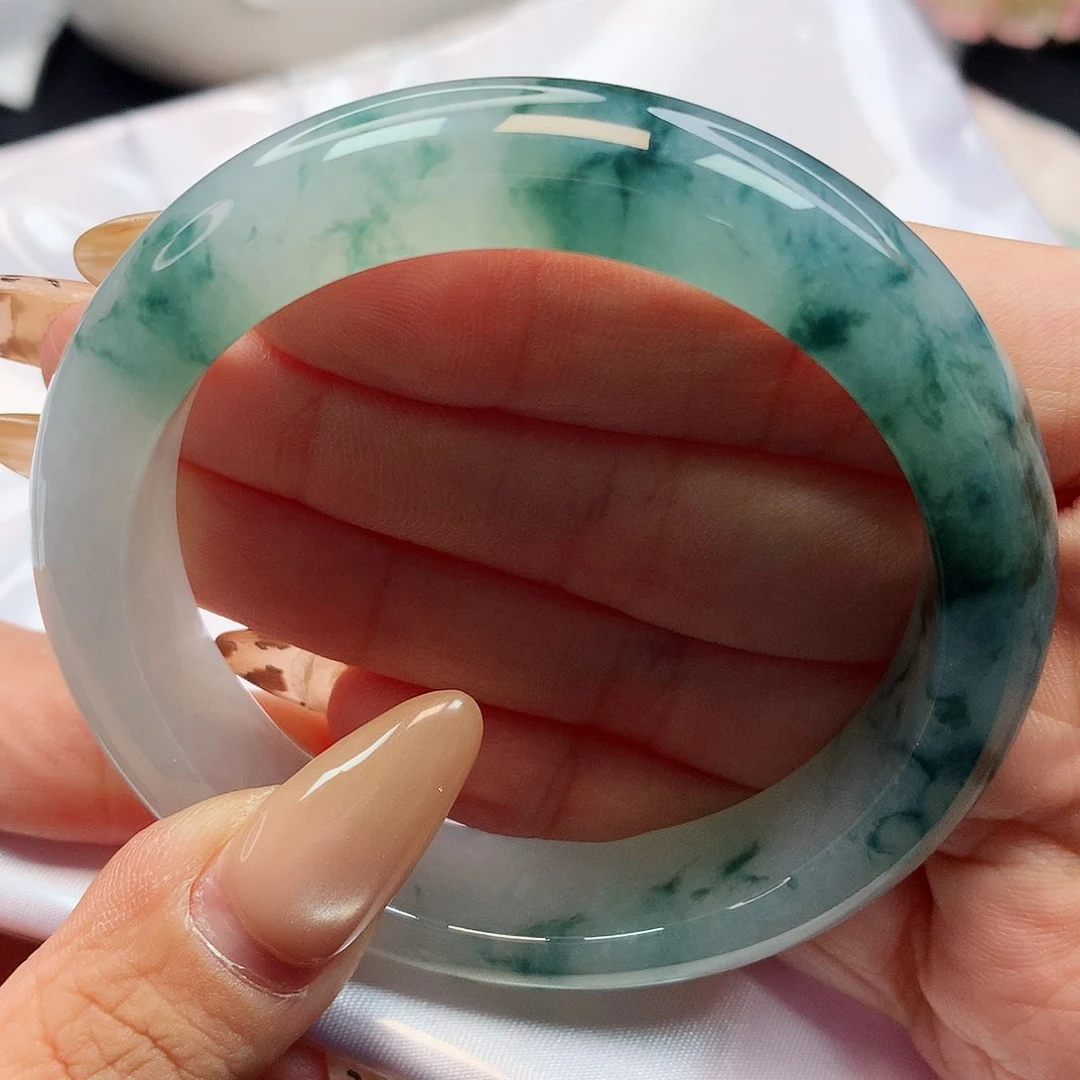 未镶嵌手镯翡翠18