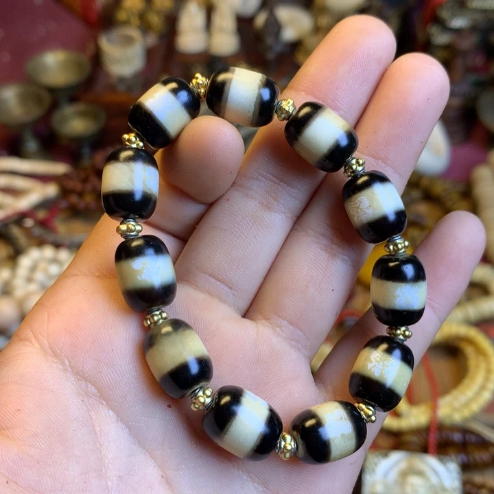 星月菩提吊坠藏传喜马拉雅艺术品