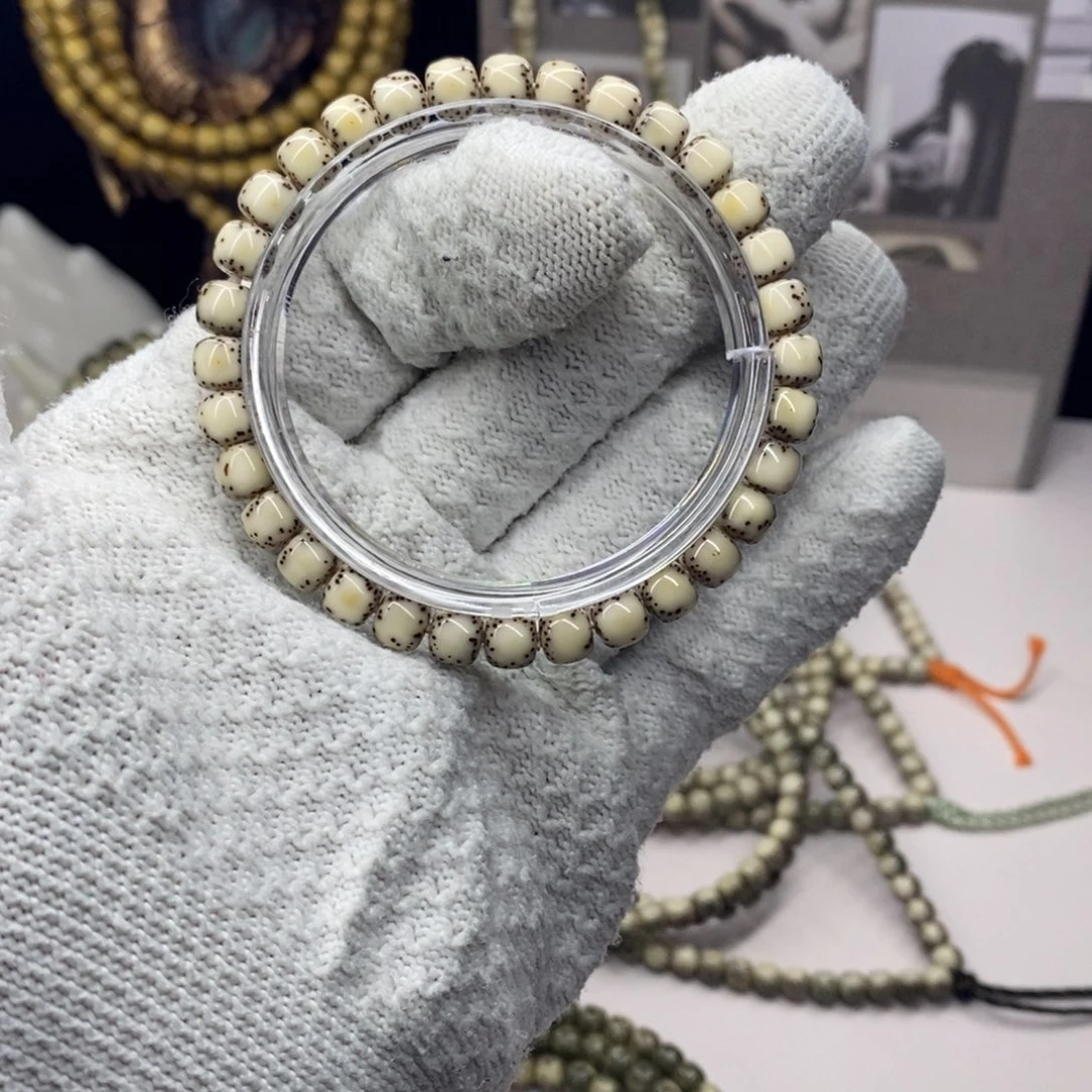 荔***.吊坠星月菩提Zzzzzzzz2