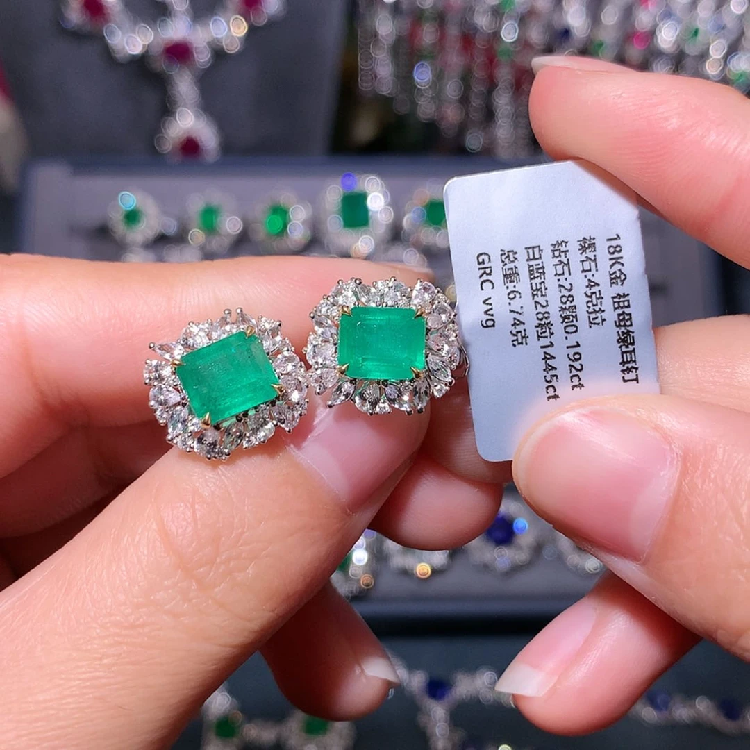 【闪购商品】祖母绿耳钉18K金镶嵌