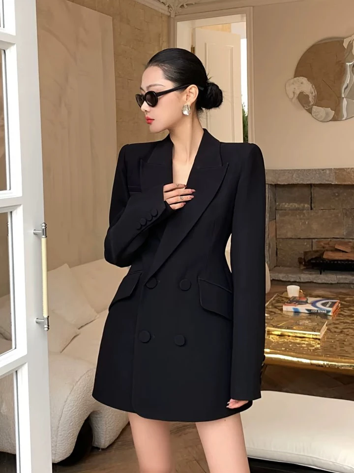 现货现发～  黑色赫本风气质沙漏腰显瘦西装外套女收腰中长款西服