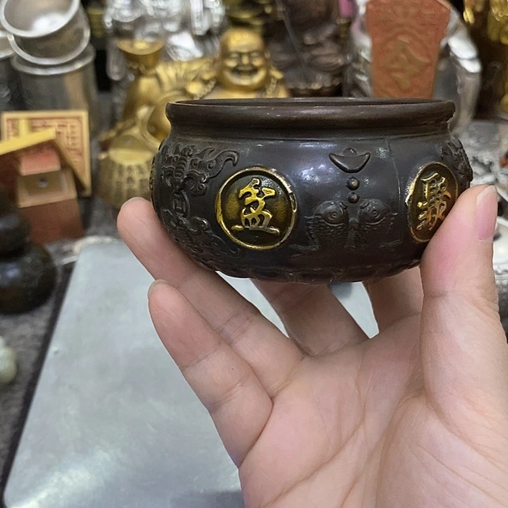 铜器工艺品一个一个