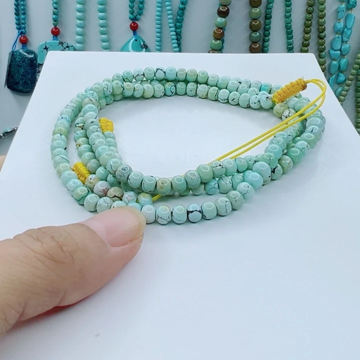 绿松石未镶嵌颈饰