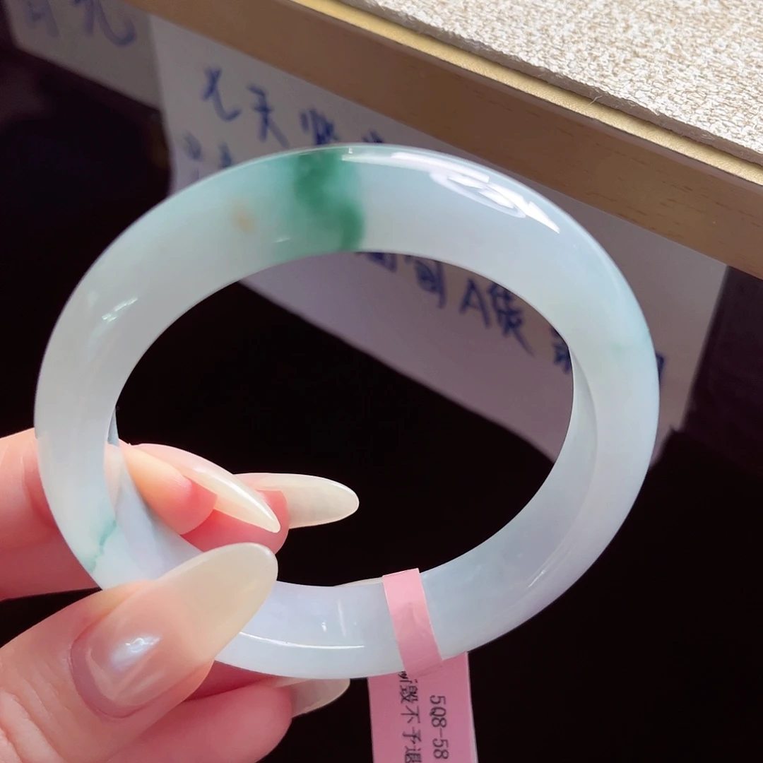 翡翠未镶嵌手镯手镯