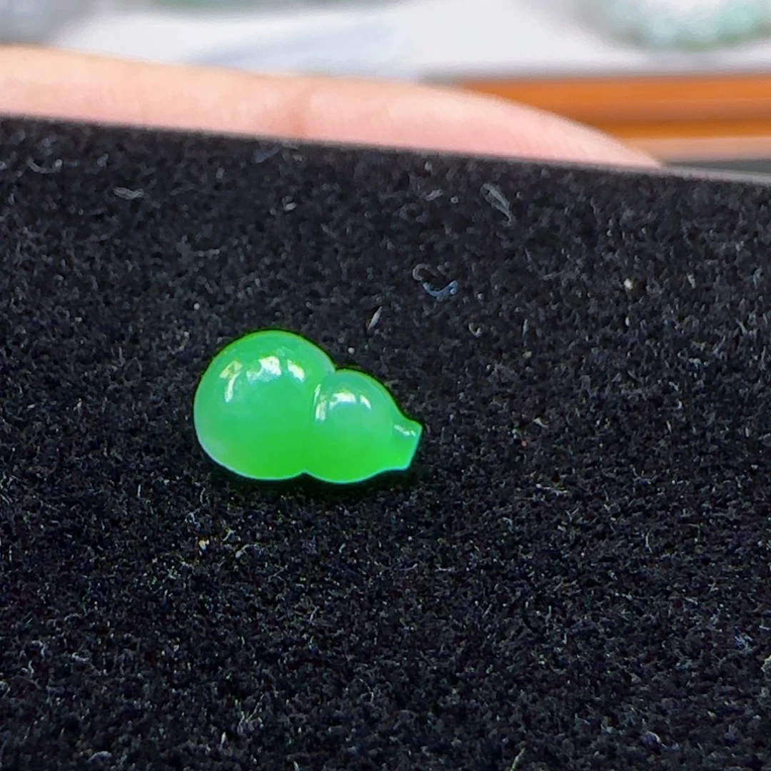 寶***️翡翠散珠000006579000