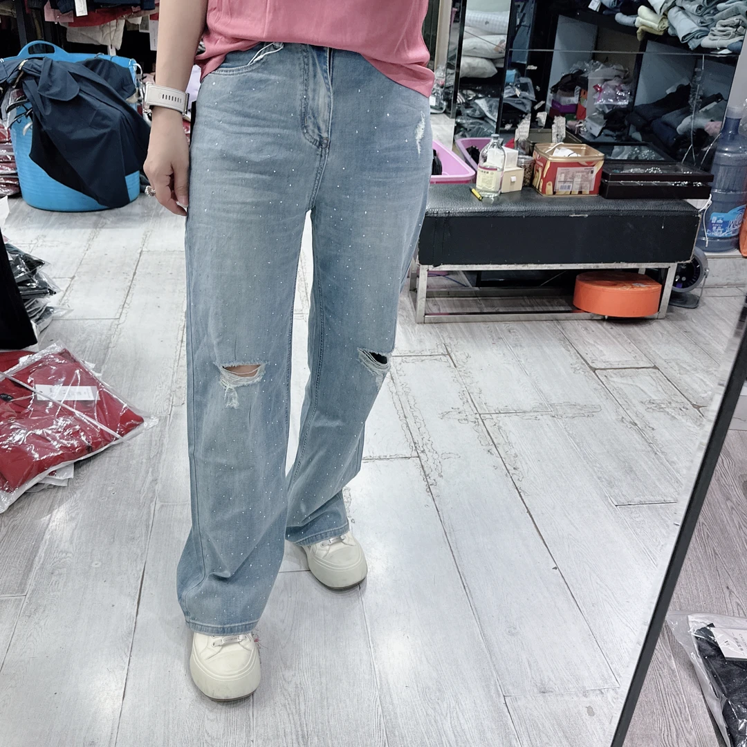 舒适薄款前片满钻小直筒破洞牛仔裤9131品