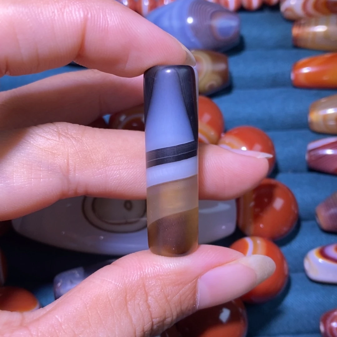 未镶嵌玛瑙/玉髓珠宝奇石