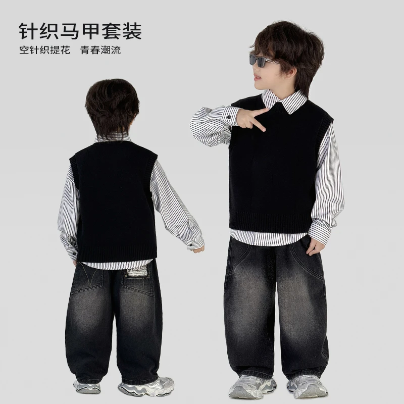 中班仔童装针织马甲2025新款春秋中大童时尚纯色毛衣背心*38490