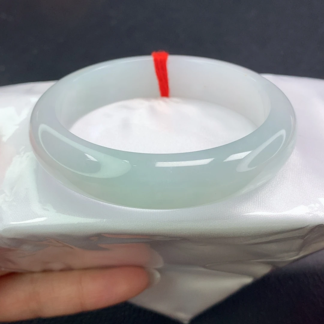 翡翠手镯未镶嵌（60号）